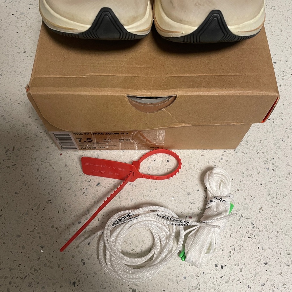 Nike Off-White x Zoom Fly The 10 - Picture 11 of 12